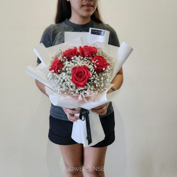 FIRST LOVE - Image 3